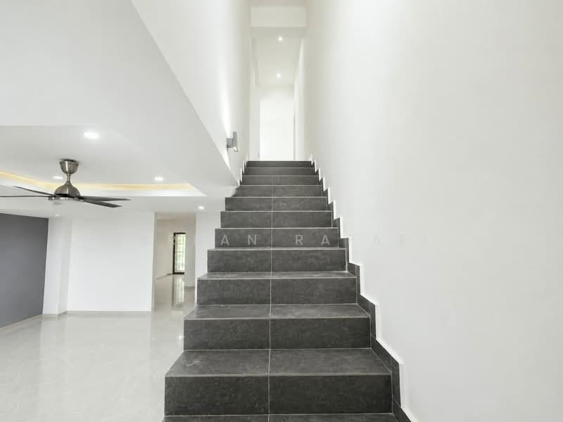 2-storey Terraced House for Sale in Puncak Alam (Selangor) - Farhan Rafael - Interior - PropertyGuru.com.my