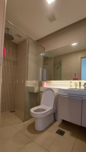 Servis Apartment untuk Disewa di Suasana Bukit Ceylon / Raja Chulan Residences - Lily Chua - Bathroom - PropertyGuru.com.my