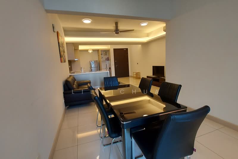 Servis Apartment untuk Disewa di Suasana Bukit Ceylon / Raja Chulan Residences - Lily Chua - Dining and Living Area - PropertyGuru.com.my