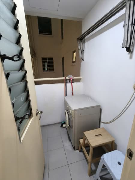 Service Residence for Sale at i-Zen @ Kiara 1 - Teddy Wong - Balcony - PropertyGuru.com.my