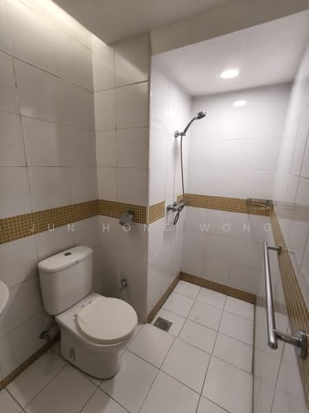 Service Residence for Sale at i-Zen @ Kiara 1 - Teddy Wong - Bathroom - PropertyGuru.com.my