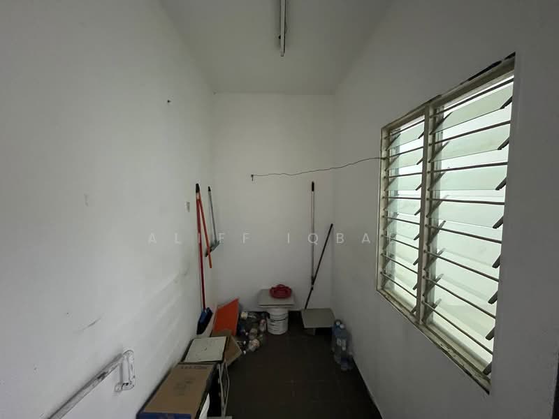 Apartment for Sale at Pangsapuri Akasia (Bandar Botanic) - Aliff Iqbal - PropertyGuru.com.my