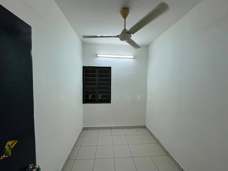 Apartment for Sale at Pangsapuri Akasia (Bandar Botanic) - Aliff Iqbal - PropertyGuru.com.my