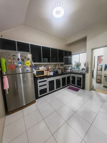 2-storey Terraced House for Sale in Taman Setia Indah (Tebrau) - Sharon Ng - Kitchen - PropertyGuru.com.my