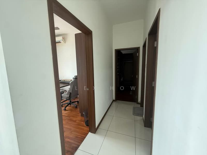 Service Residence for Rent at Crescent Bay Suites (Teluk Bayu) - Alex How - Study - PropertyGuru.com.my