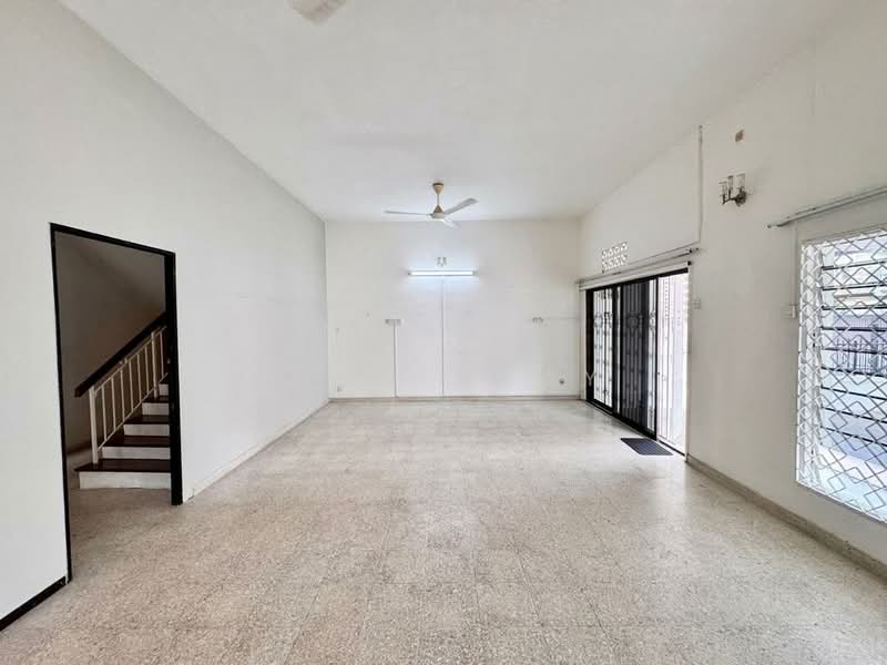 Semi-Detached House for Rent in Pulau Tikus (Penang) - Ping Koay - Living Room - PropertyGuru.com.my