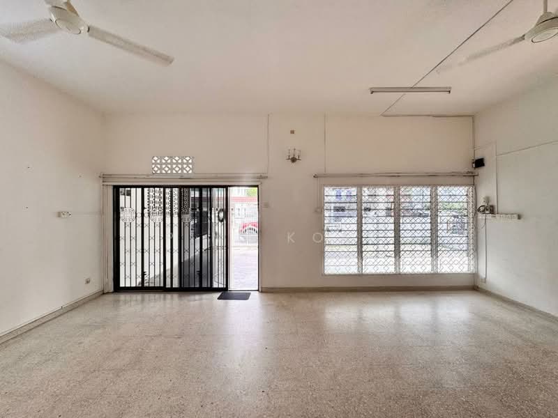 Semi-Detached House for Rent in Pulau Tikus (Penang) - Ping Koay - Living Room - PropertyGuru.com.my