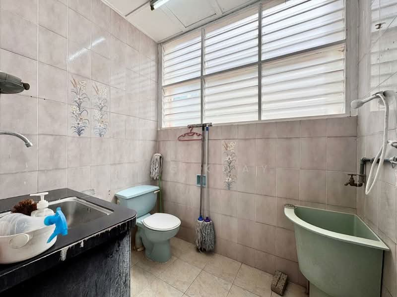 Semi-Detached House for Rent in Pulau Tikus (Penang) - Ping Koay - Bathroom - PropertyGuru.com.my