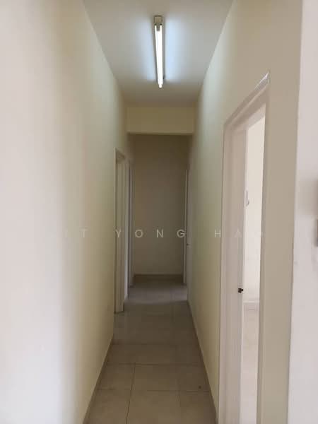 Apartment for Rent at Kristal Heights - Sit Yong Hao - Corridor - PropertyGuru.com.my
