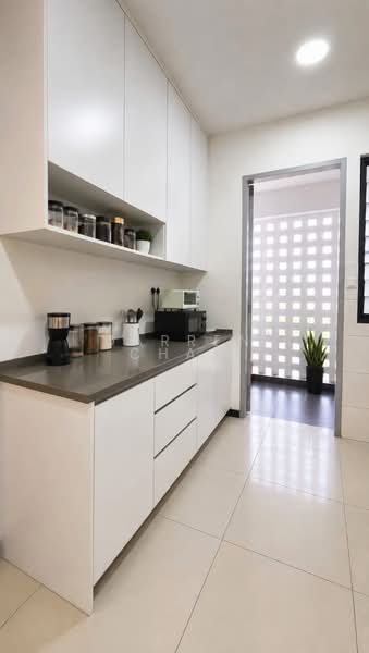 Service Residence for Sale at Luminari - Darren Cham - Kitchen - PropertyGuru.com.my
