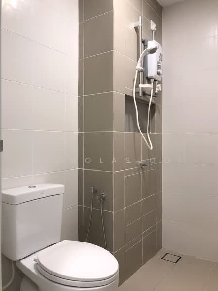 Servis Apartment untuk Disewa di Pacific 63 - Nicholas Ooi - Bathroom - PropertyGuru.com.my