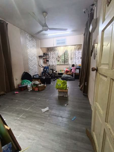 Rumah Flat untuk Dijual di Balau - Melinda Ee - Living Room - PropertyGuru.com.my
