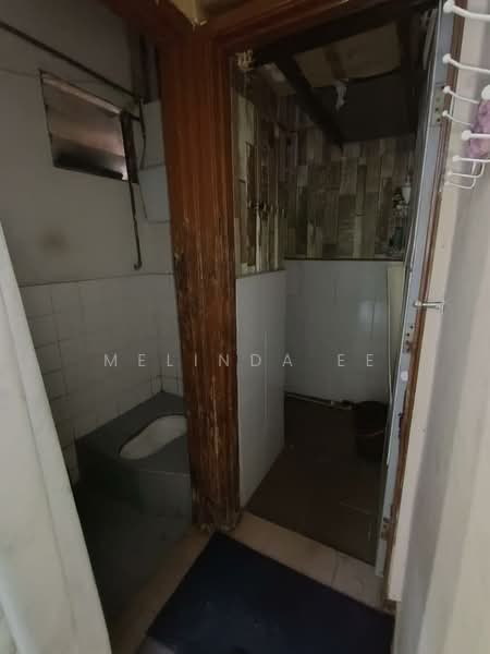 Rumah Flat untuk Dijual di Balau - Melinda Ee - Bathroom - PropertyGuru.com.my