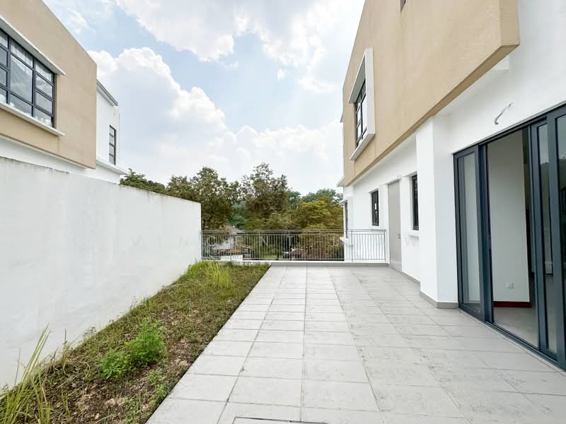 Semi-Detached House for Sale in Seksyen 9 (Kota Damansara) - Vincent Liaw - Exterior - PropertyGuru.com.my