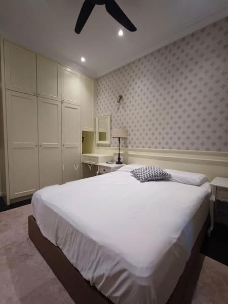 Kondominium untuk Disewa di Queens Residences Q2 @ Queens Waterfront - Ivy Chia - Bedroom - PropertyGuru.com.my