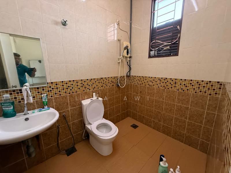 Rumah Teres untuk Dijual di Taman Tiara Titiwangsa (Setapak) - Liza Awi - Bathroom - PropertyGuru.com.my
