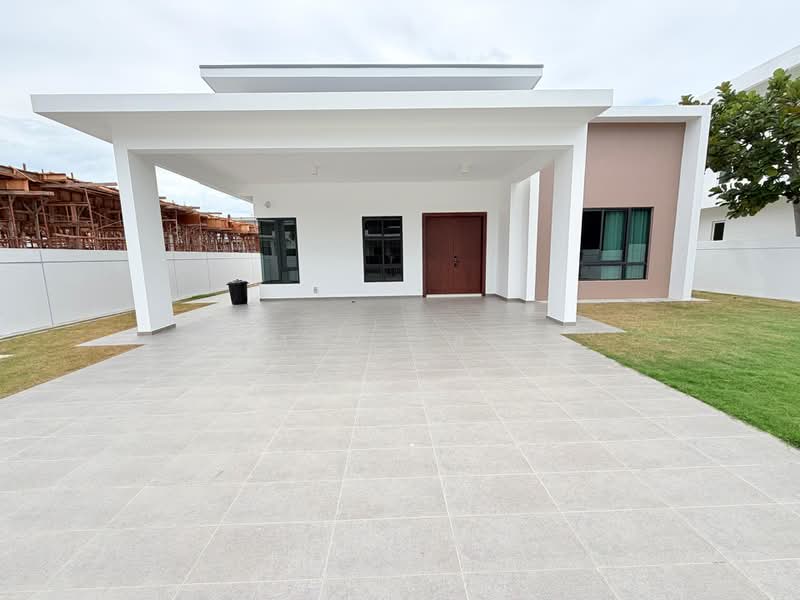 Bungalow for Sale in Bandar Seri Impian (Kluang) - May Tan - PropertyGuru.com.my