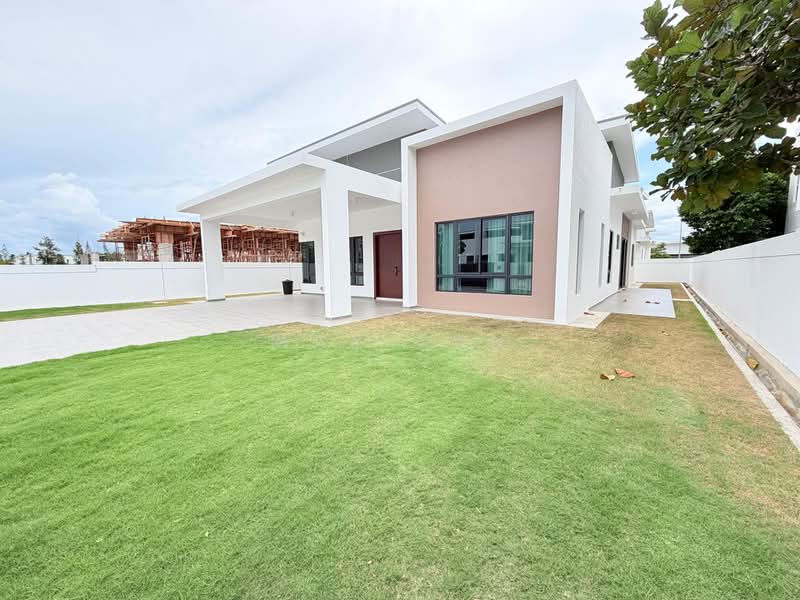Bungalow for Sale in Bandar Seri Impian (Kluang) - May Tan - PropertyGuru.com.my