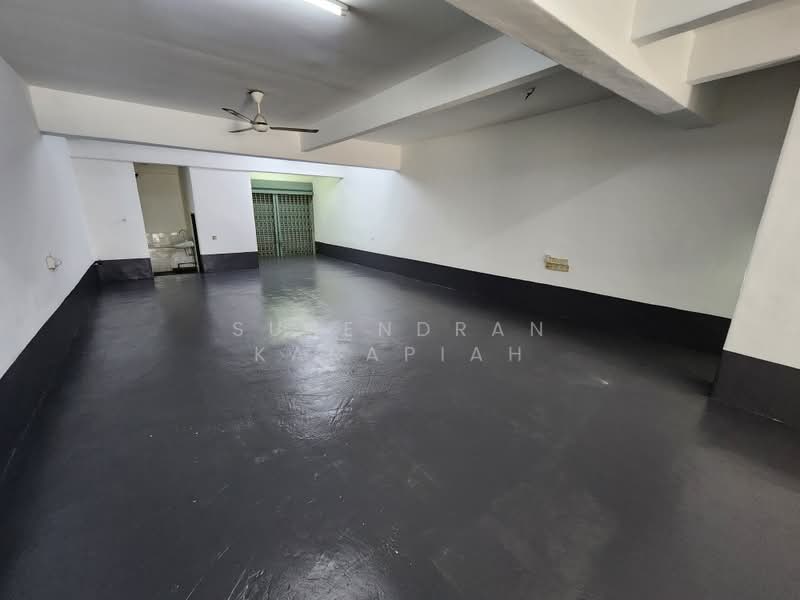 Kedai untuk Disewa di Taman Bayu Perdana (Klang) - Surendran Karapiah - Interior - PropertyGuru.com.my