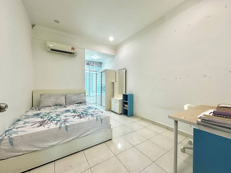 Rumah Teres 3 Tingkat untuk Dijual di Kajang (Selangor) - Masnizah Arifin - Bedroom - PropertyGuru.com.my