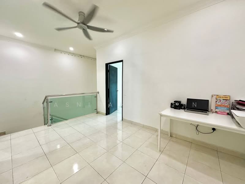 Rumah Teres 3 Tingkat untuk Dijual di Kajang (Selangor) - Masnizah Arifin - Study - PropertyGuru.com.my
