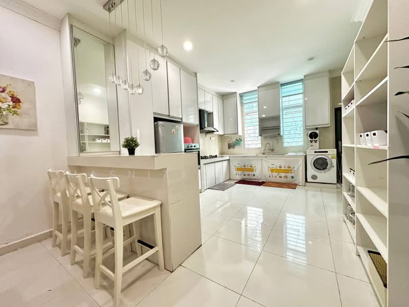Rumah Teres 3 Tingkat untuk Dijual di Kajang (Selangor) - Masnizah Arifin - Kitchen - PropertyGuru.com.my