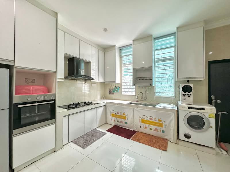 Rumah Teres 3 Tingkat untuk Dijual di Kajang (Selangor) - Masnizah Arifin - Kitchen - PropertyGuru.com.my