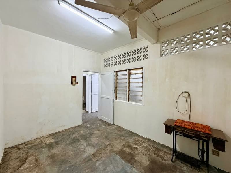 Rumah Teres 1 Tingkat untuk Dijual di Sea Park (Petaling Jaya) - Maureen Ooi - Interior - PropertyGuru.com.my