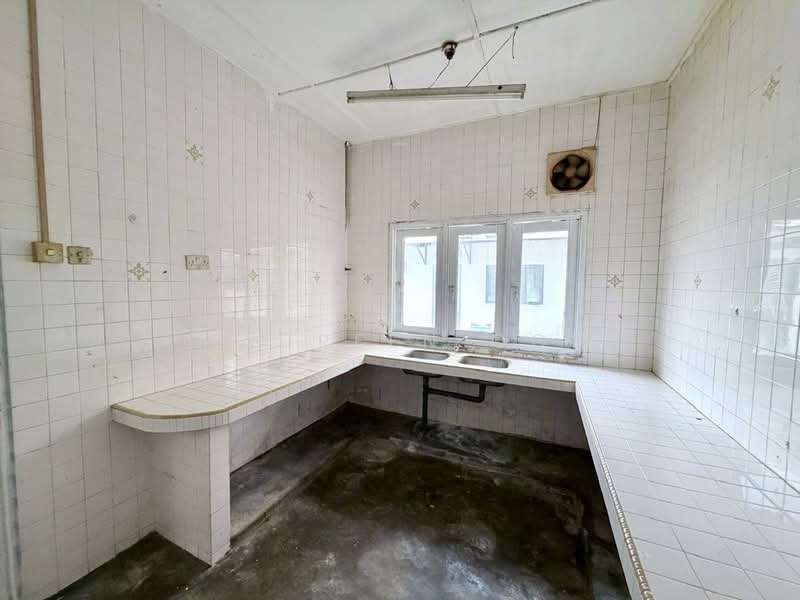 Rumah Teres 1 Tingkat untuk Dijual di Sea Park (Petaling Jaya) - Maureen Ooi - Kitchen - PropertyGuru.com.my
