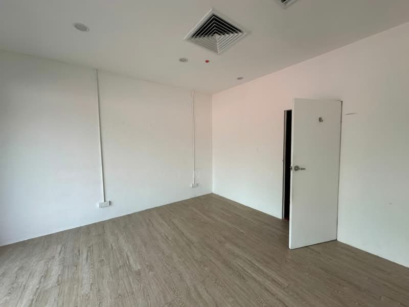 Retail Space for Rent in Ampang (Kuala Lumpur) - Kevin Lum - Interior - PropertyGuru.com.my