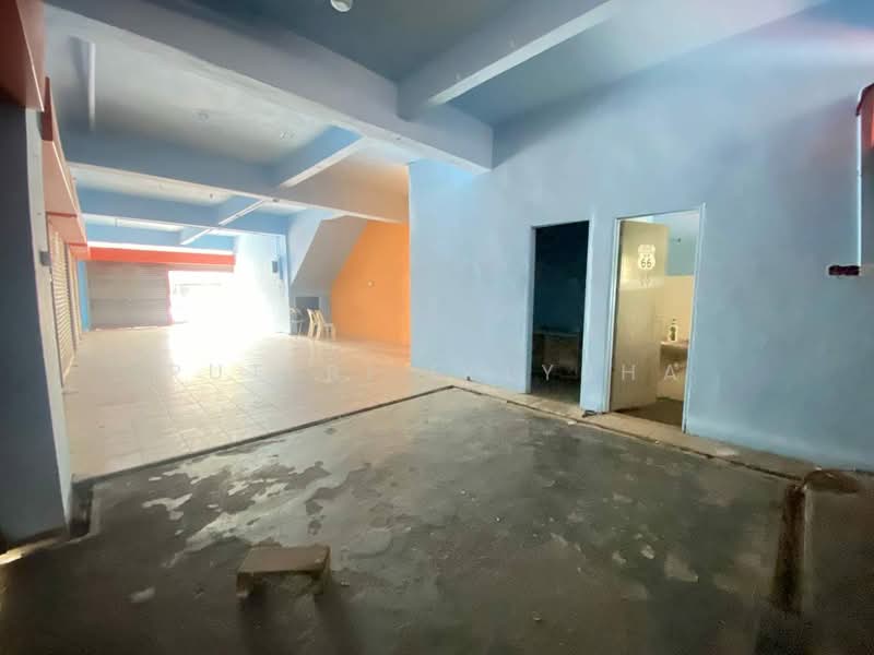 Shop for Rent in SS19 (Subang Jaya) - Puteri Ellysha - Interior - PropertyGuru.com.my