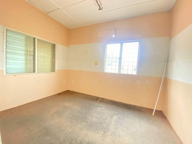 Shop for Rent in SS19 (Subang Jaya) - Puteri Ellysha - Interior - PropertyGuru.com.my