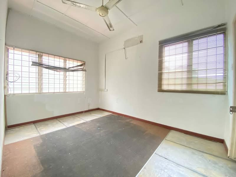 Shop for Rent in SS19 (Subang Jaya) - Puteri Ellysha - Interior - PropertyGuru.com.my