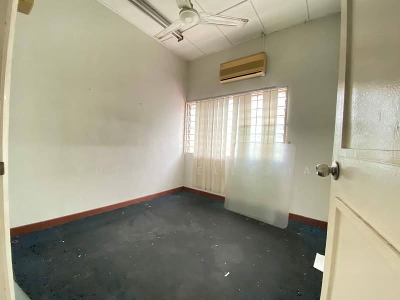 Shop for Rent in SS19 (Subang Jaya) - Puteri Ellysha - Interior - PropertyGuru.com.my