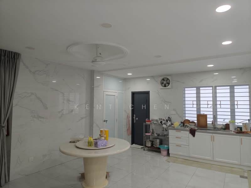 3-storey Terraced House for Sale in Laman Rimbunan (Kepong) - Kent Chen - PropertyGuru.com.my