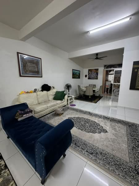 2-storey Terraced House for Sale in Taman Bestari Indah (Ulu Tiram) - Quinccy Lim - Living Room - PropertyGuru.com.my