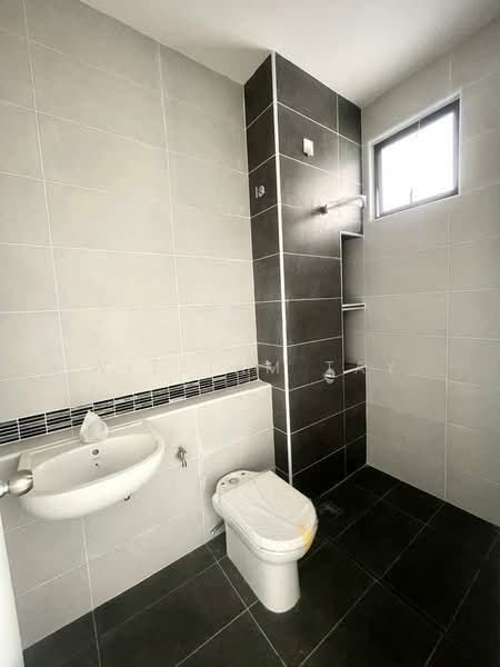 2-storey Terraced House for Sale in Taman Desa Tebrau (Tebrau) - William Tay - Bathroom - PropertyGuru.com.my