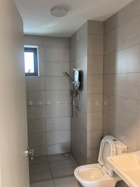 Service Residence for Rent at Residensi Ava @ Kiara Bay - Bonnie Yee - Bathroom - PropertyGuru.com.my