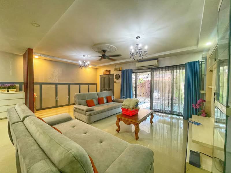 Rumah Teres 2 Tingkat untuk Dijual di Bandar Nusaputra (Puchong) - Azli Ibrahim - Living Room - PropertyGuru.com.my