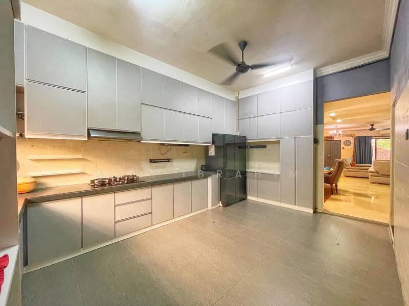 Rumah Teres 2 Tingkat untuk Dijual di Bandar Nusaputra (Puchong) - Azli Ibrahim - Kitchen - PropertyGuru.com.my