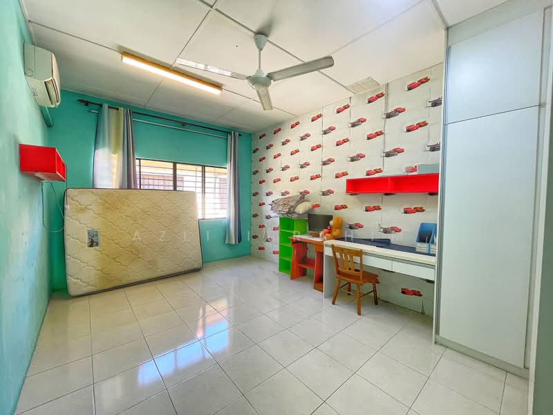 Rumah Teres 2 Tingkat untuk Dijual di Bandar Nusaputra (Puchong) - Azli Ibrahim - Bedroom - PropertyGuru.com.my