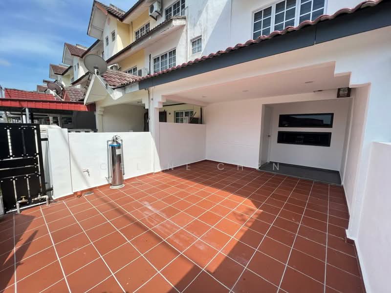 2.5-storey Terraced House for Sale in Kampung Lapan (Melaka City) - Celine Chen - Exterior - PropertyGuru.com.my