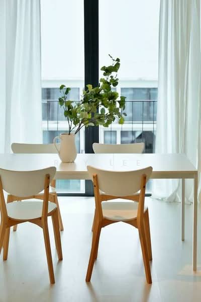 Service Residence for Rent at Trefoil @ Setia City - Ray Lee - Dining Room - PropertyGuru.com.my