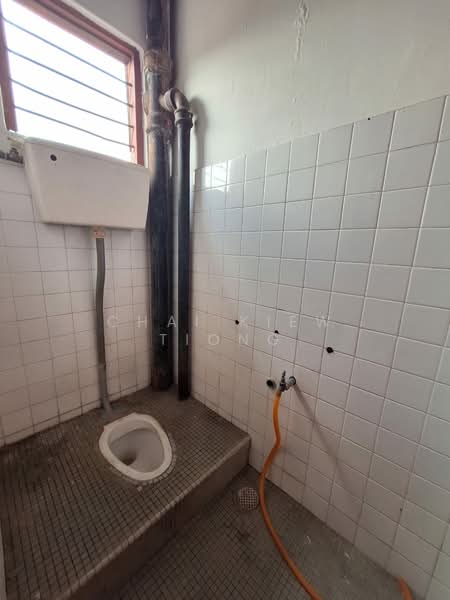 Office for Rent in Beserah (Pahang) - Chai Kiew Tiong - Bathroom - PropertyGuru.com.my