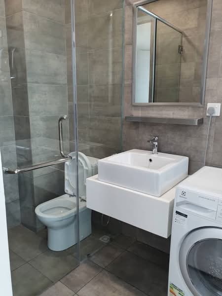 Service Residence for Sale at H2O Residences - Tom Lee - Bathroom - PropertyGuru.com.my