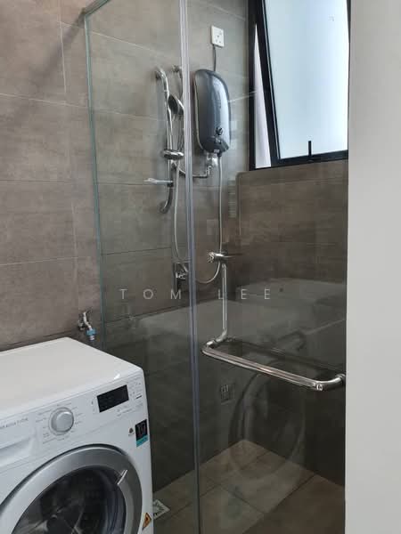 Service Residence for Sale at H2O Residences - Tom Lee - Bathroom - PropertyGuru.com.my
