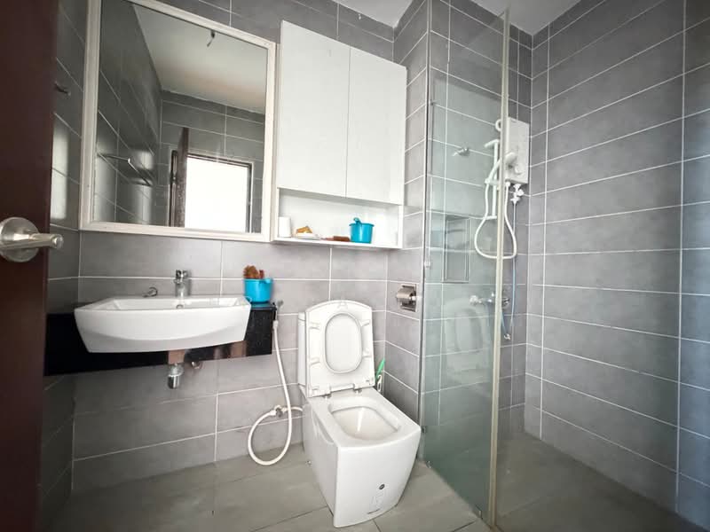 Service Residence for Rent at Paragon Residences @ Straits View - Enrica Long - Bathroom - PropertyGuru.com.my