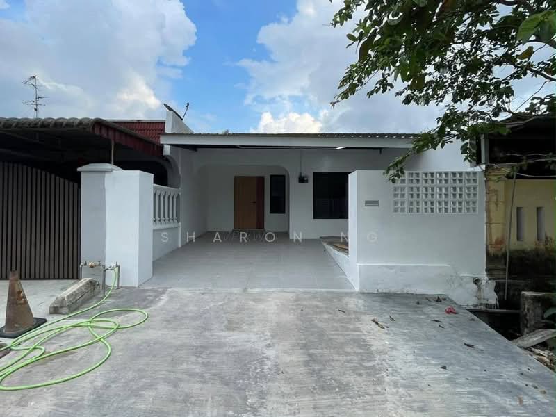 Rumah Teres 1 Tingkat untuk Dijual di Skudai (Johor) - Sharon Ng - Exterior - PropertyGuru.com.my