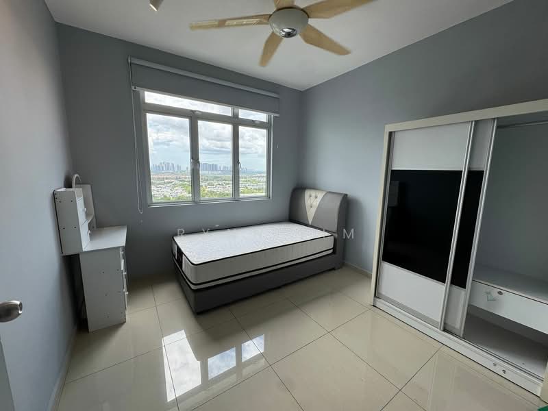 Kondominium untuk Dijual di Fairway Suites - Rynn Lim - Bedroom - PropertyGuru.com.my