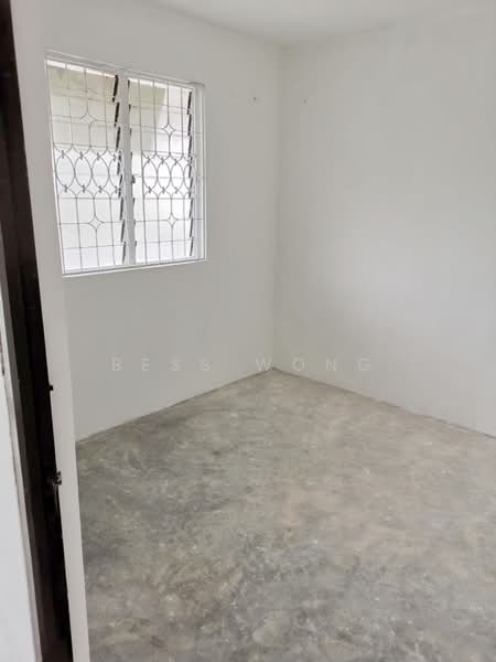 Flat for Rent at Flat Taman Ungku Tun Aminah - Bess Wong - PropertyGuru.com.my